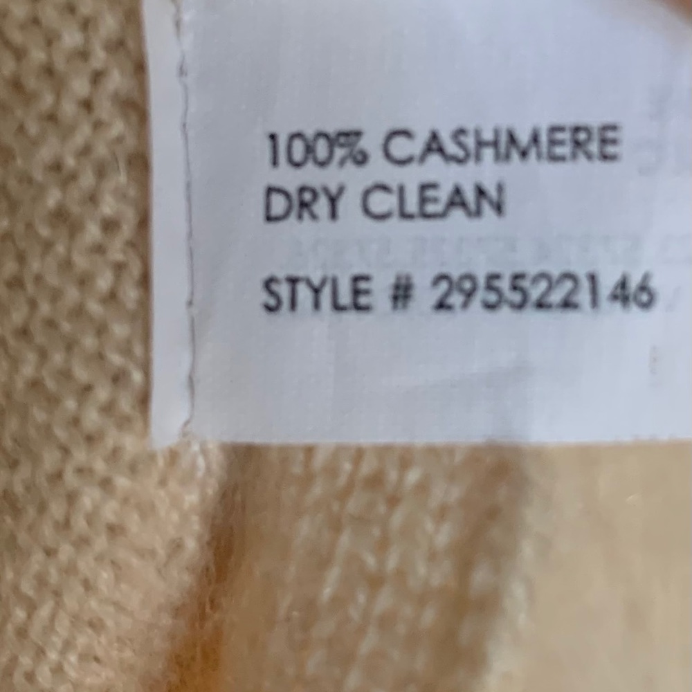 Club Monaco Vergine Cashmere sweater - medium - Picture 12 of 12